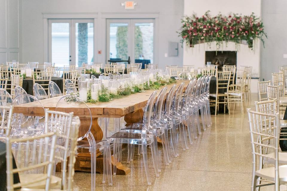 Dining room table