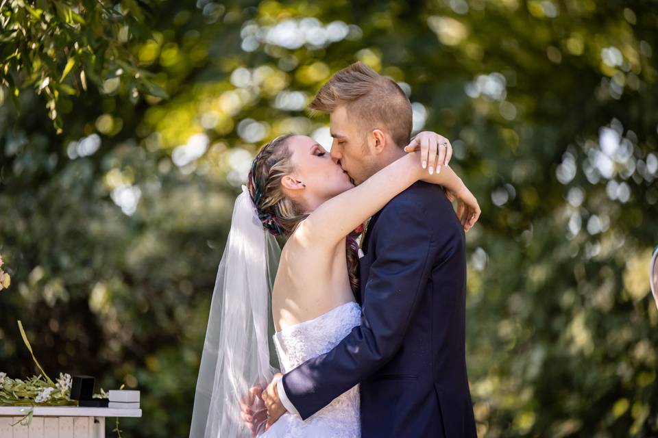 Black and White Wedding Party