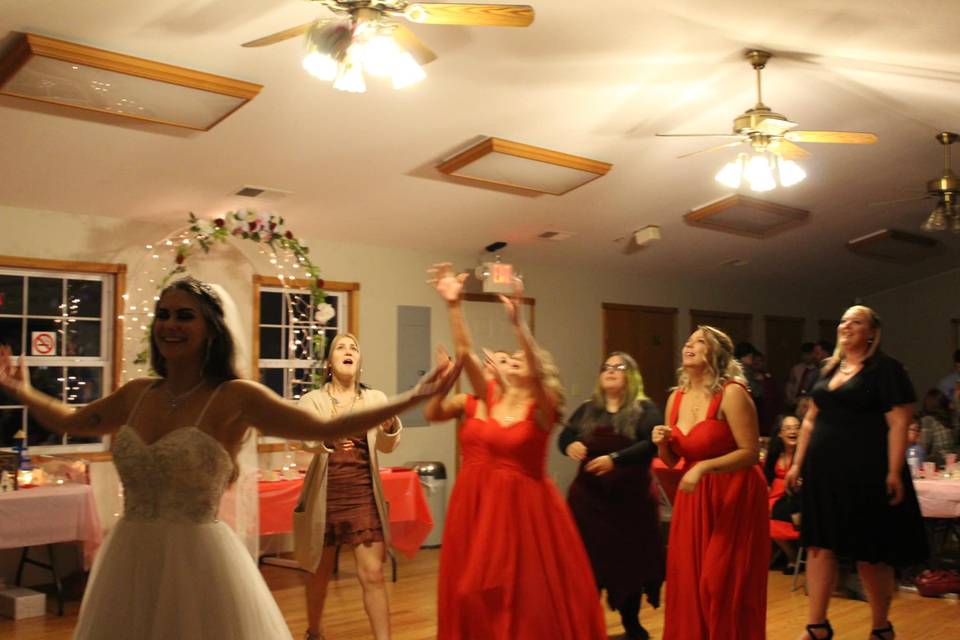 Bouquet throw