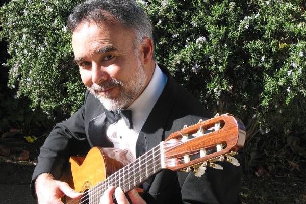 Wedding Guitarist Mori Achen