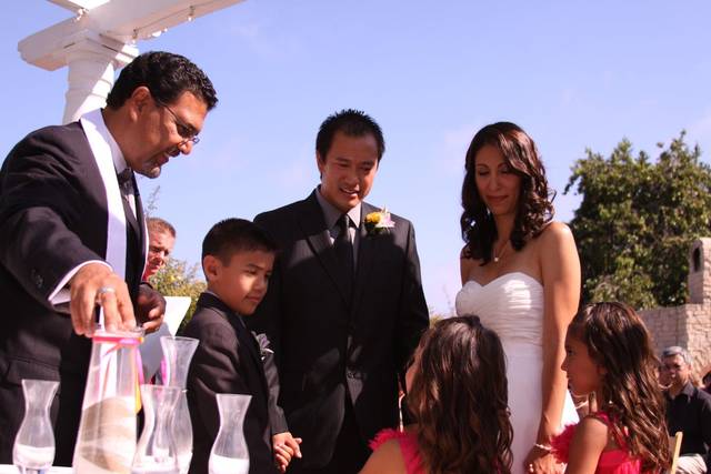 2 Become 1 Weddings