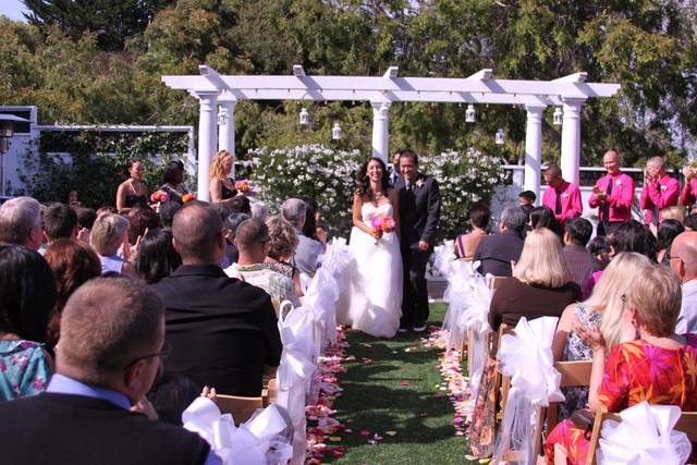 2 Become 1 Weddings