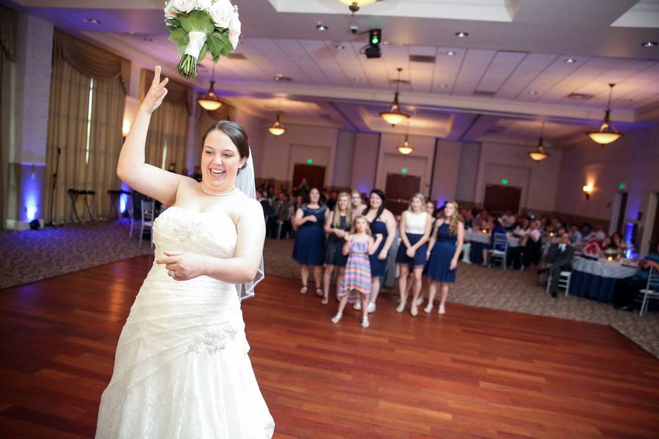 Bouquet toss
