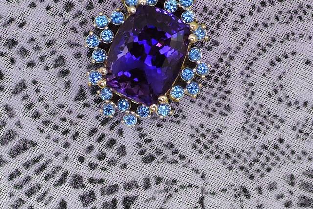 Custom pendant
