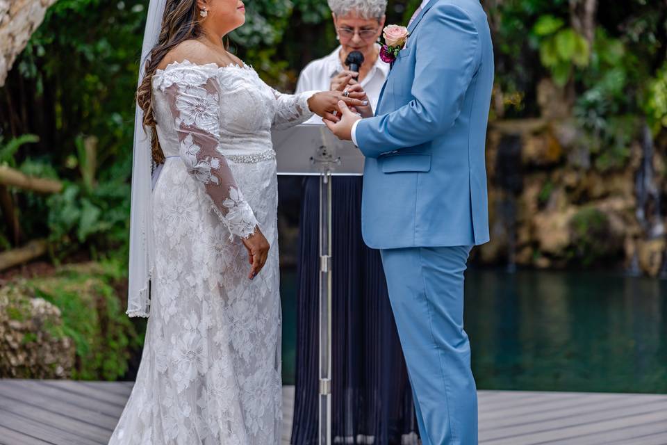 Exchanging rings