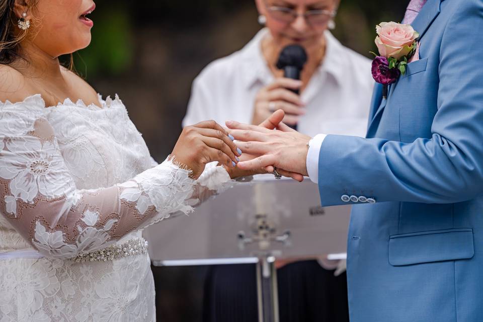 Exchanging rings