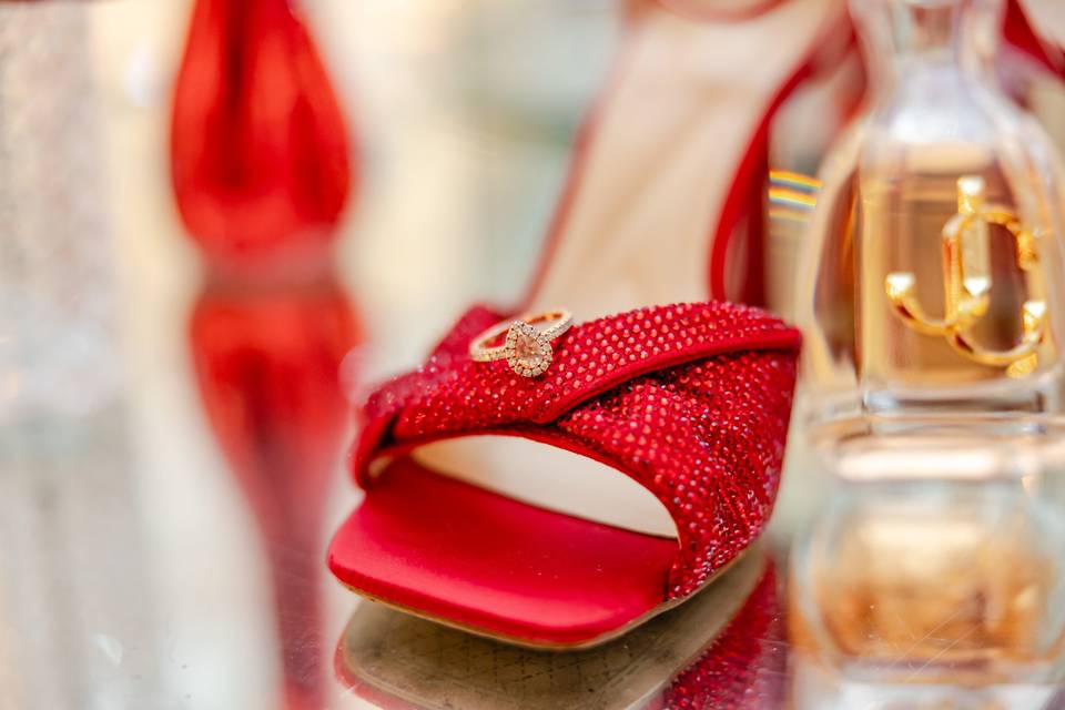 Bridal shoe and ring