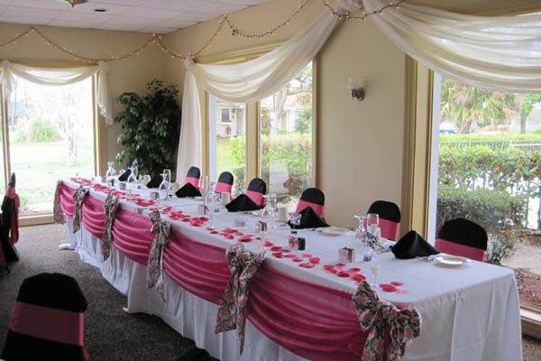 Long head table