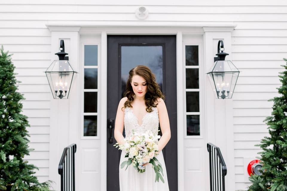 Elegant bride - Cora Jane Photography