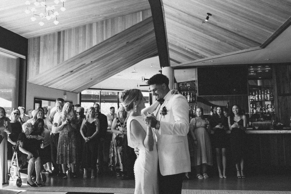 L+D First Dance in 1925 Bar