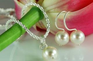 South Paw Studios Handmade Bridal Jewelry
