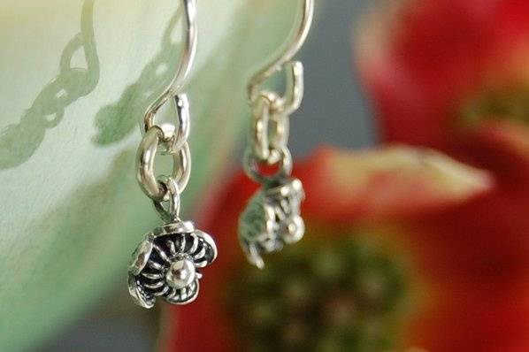 Sterling silver flower dangle earrings