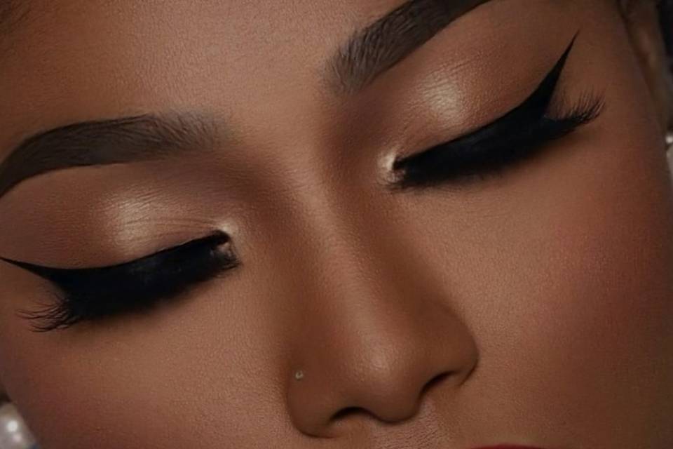 Soft glam with red lip