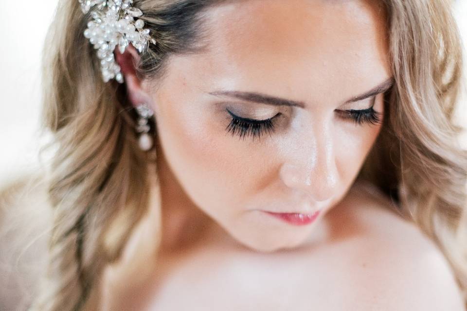 Bride's makeup and hair