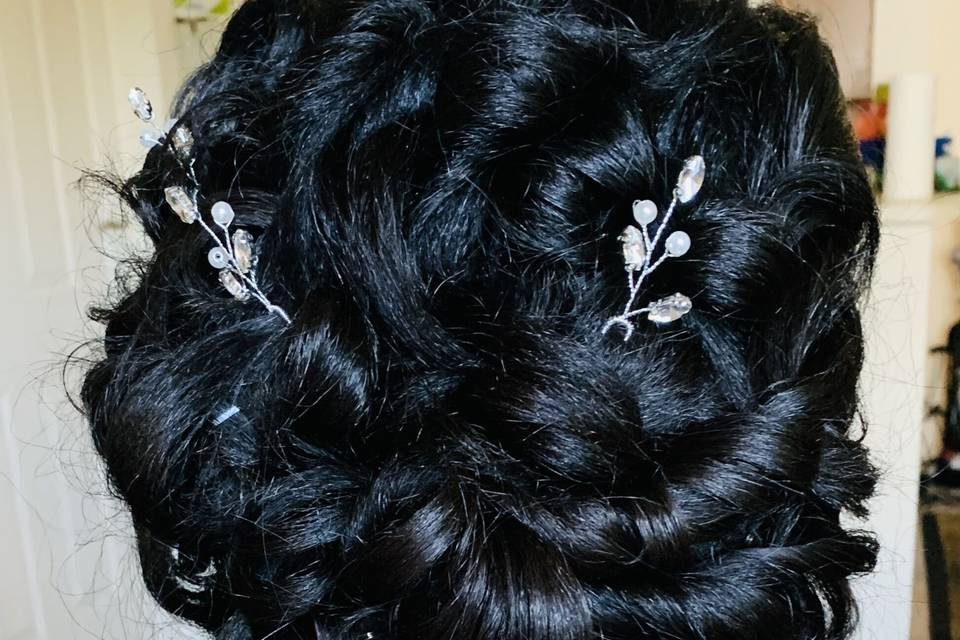 Bridal hair for bride