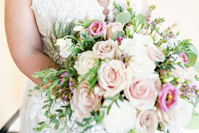 Bride detail shot