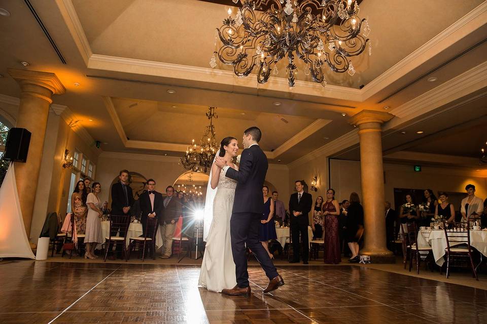 El Paseo Wedding First Dance