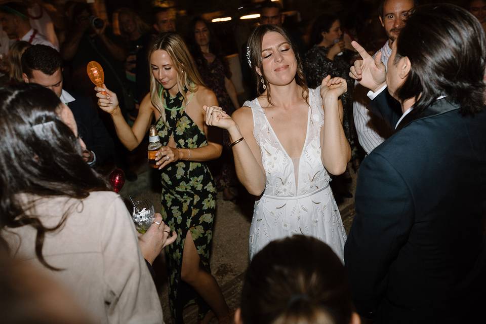 Bride and Groom Dance Time