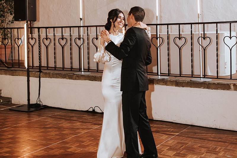 El Paseo Wedding First Dance