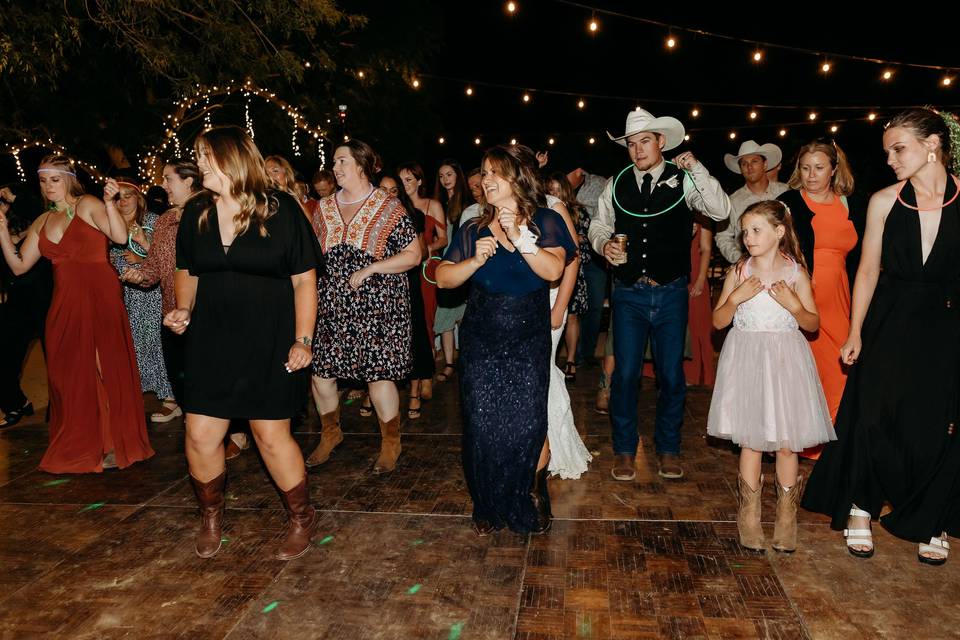 Camarillo Line Dance