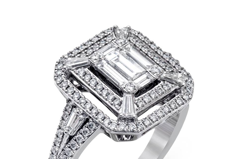 Style	LP2259	<br>	18K white gold ring comprised of 0.39ctw round white diamonds and 0.64ctw baguette diamonds.