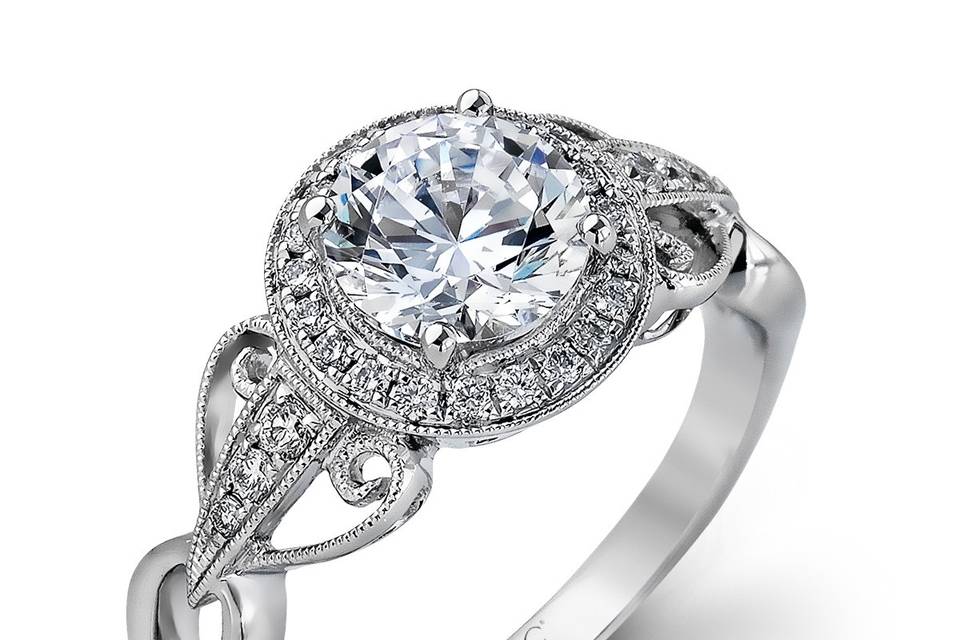 Style	TR519	<br>	18K white gold ring comprised of 0.17ctw round white diamonds.