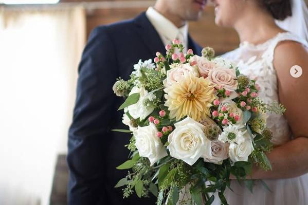 Dahlias & Roses