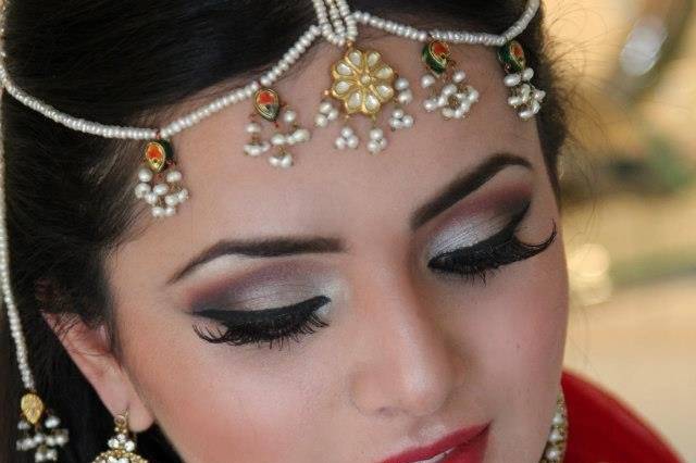 Bridal Makeovers By Nadia