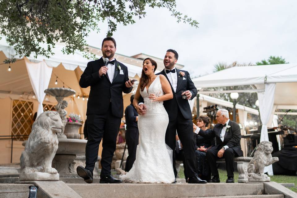 All laughs from the best man