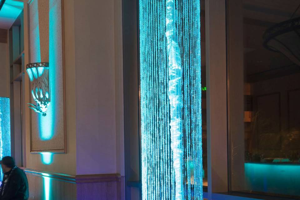 Crystansl Column