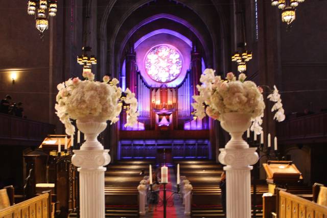 Aisle decorations