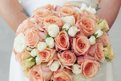 Orange/Tangerine Bouquet with Stephanotis