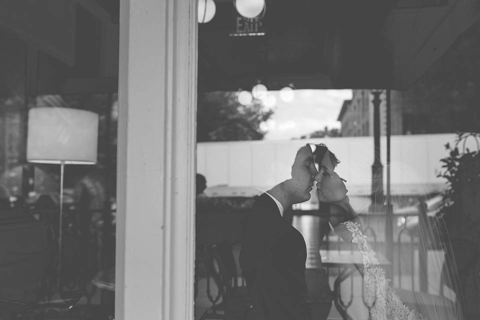 Black and White Bridal Shot