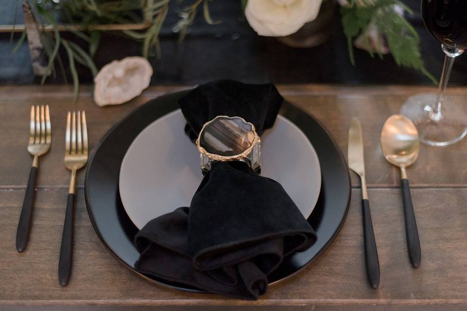 Napkin Rings w/ accent geode