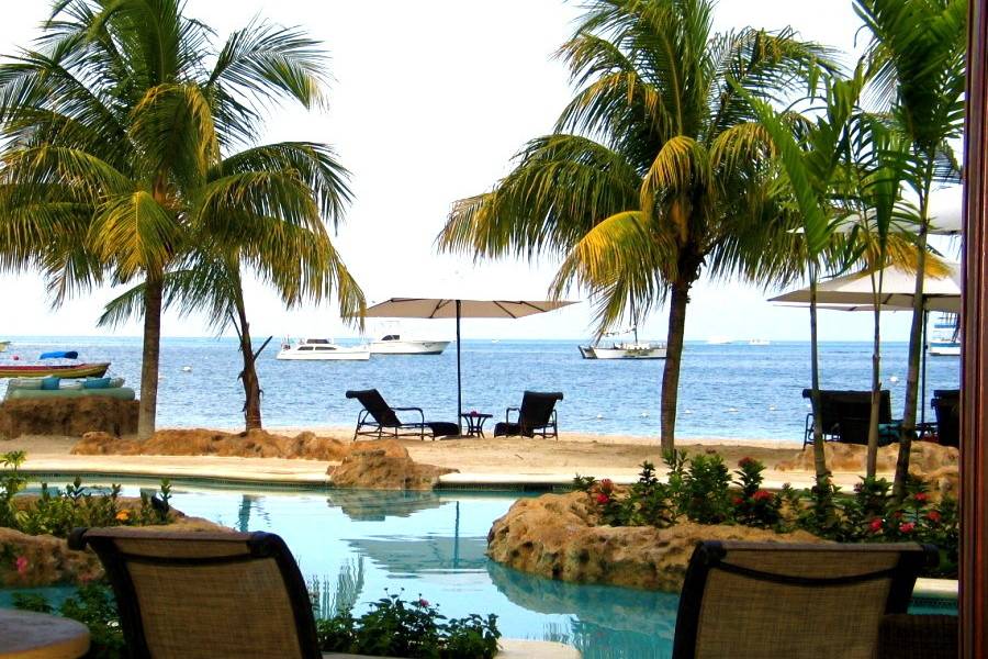 Lounge by the pool