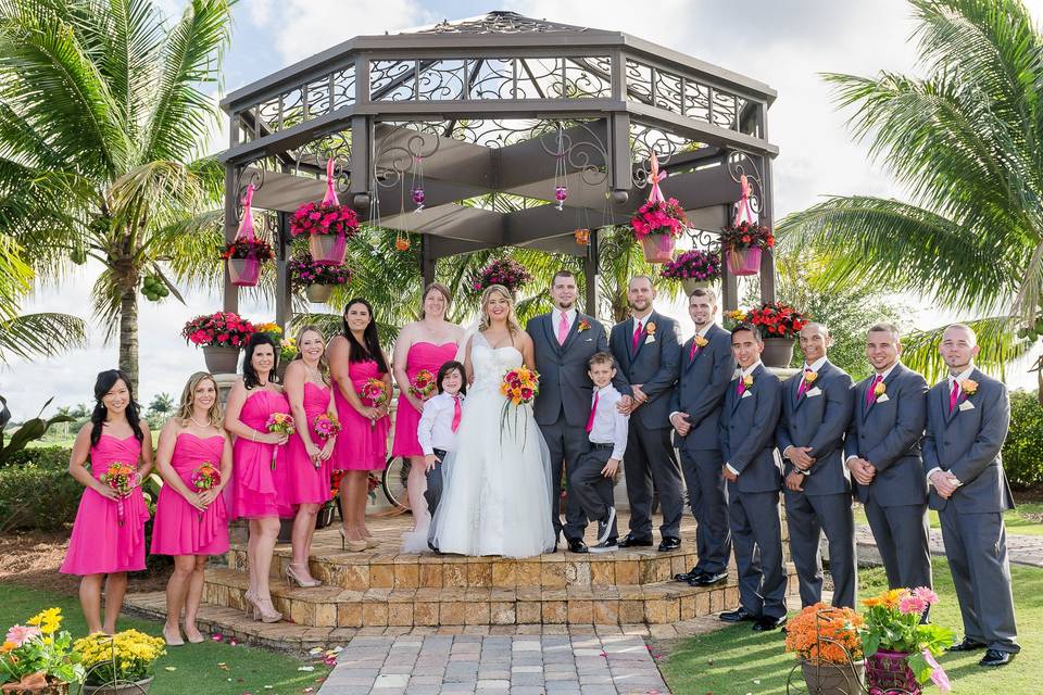 Simpli Boutique Weddings by PamElla Lee Photography