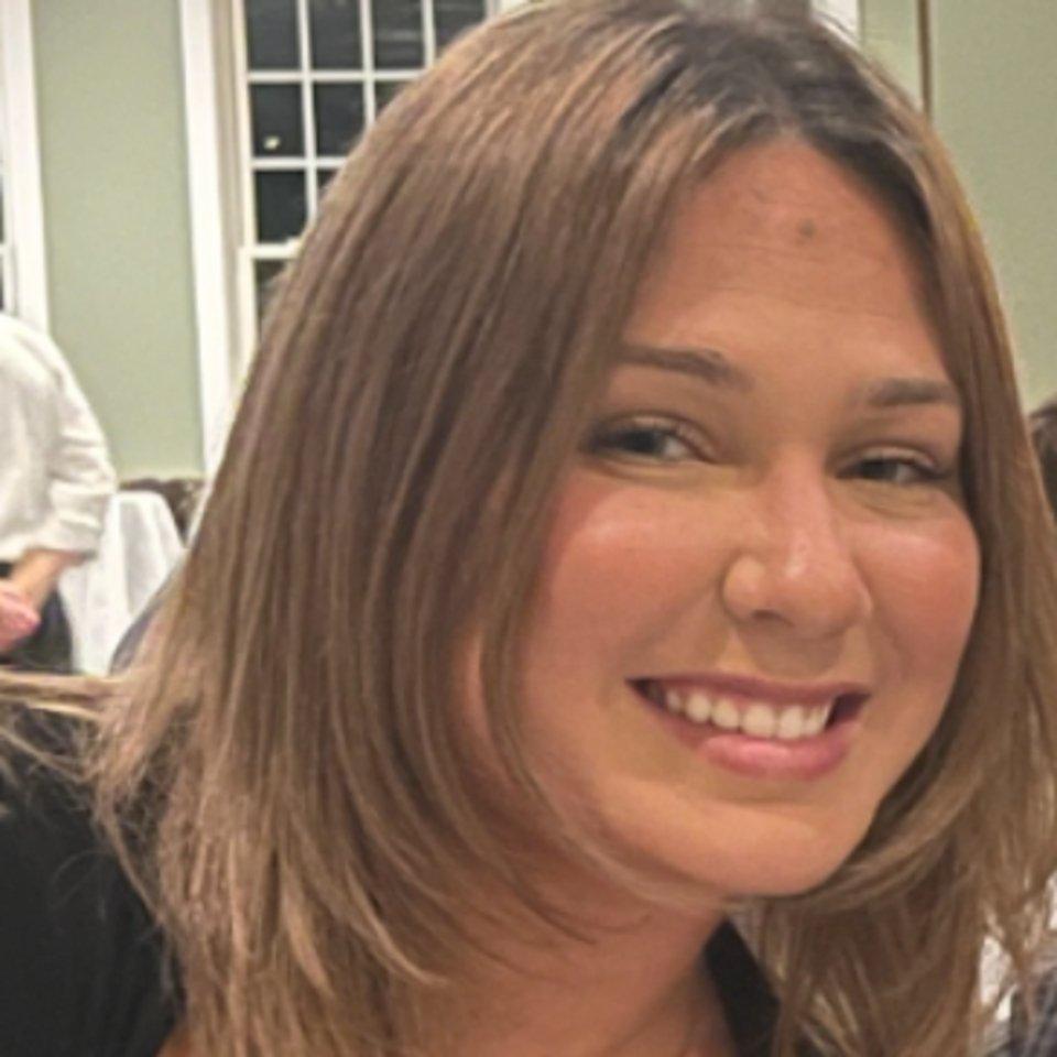 Kelly Thornton