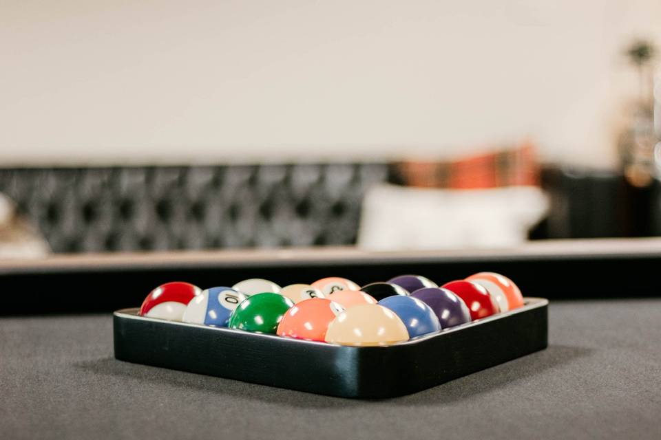 Pool Table, Get-Ready Suites