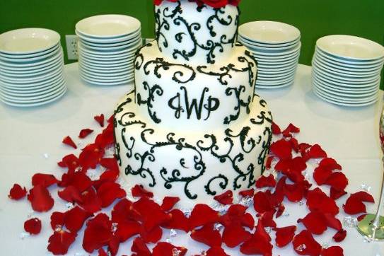 White cake with floral decoration