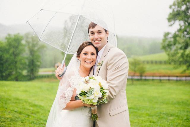 Sara and Logan Weddings