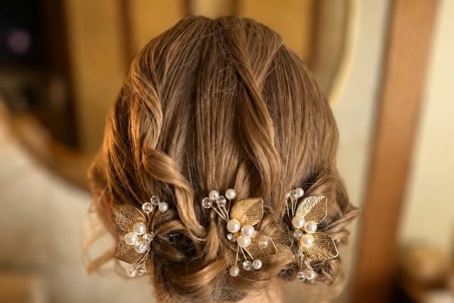 Bride short hair updo
