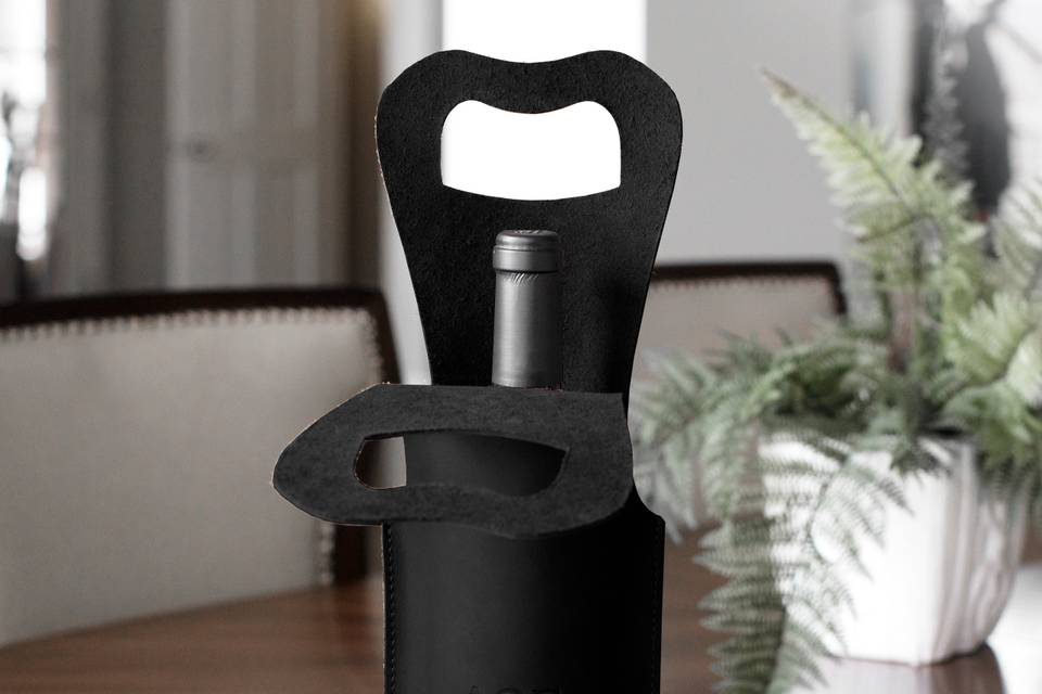 Black Sustain Wine Carrier