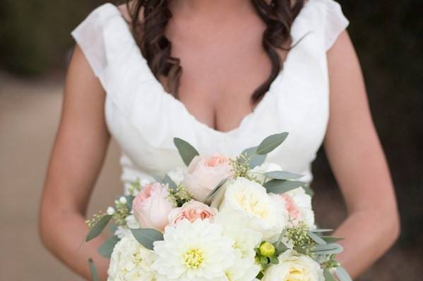 White wedding flowers