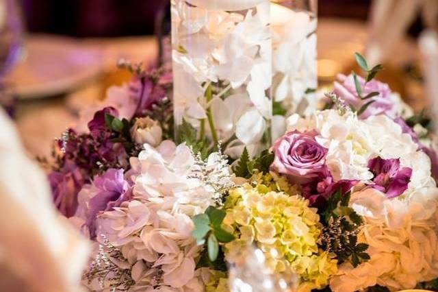 Flowers and candles for table design