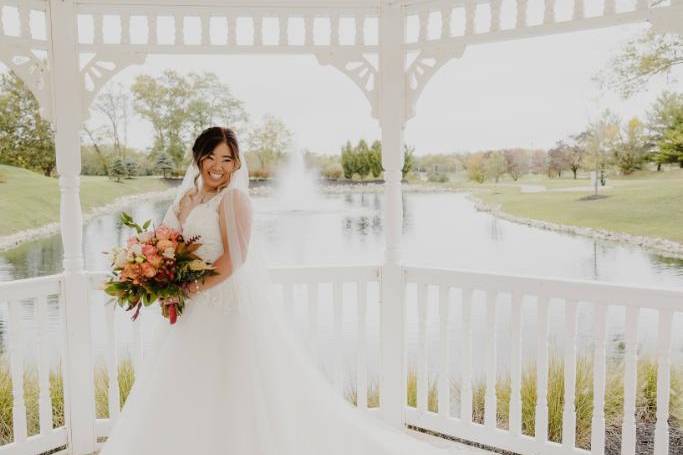 Stunning bride