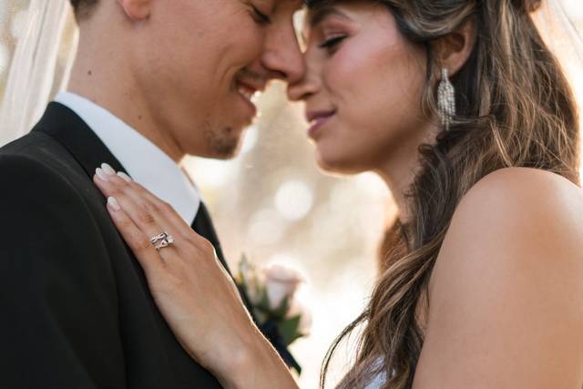 Romantic Houston Couple Photos