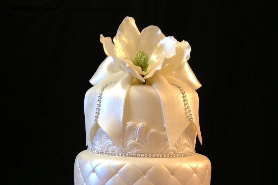 1777 – Love That Louis Vuitton – Wedding Cakes, Fresh Bakery