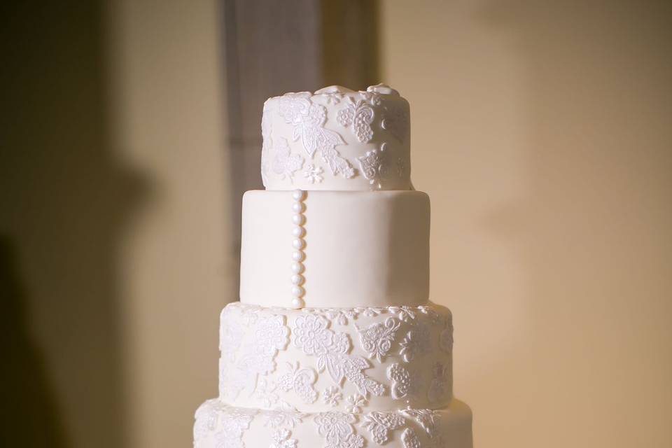 1777 – Love That Louis Vuitton – Wedding Cakes, Fresh Bakery