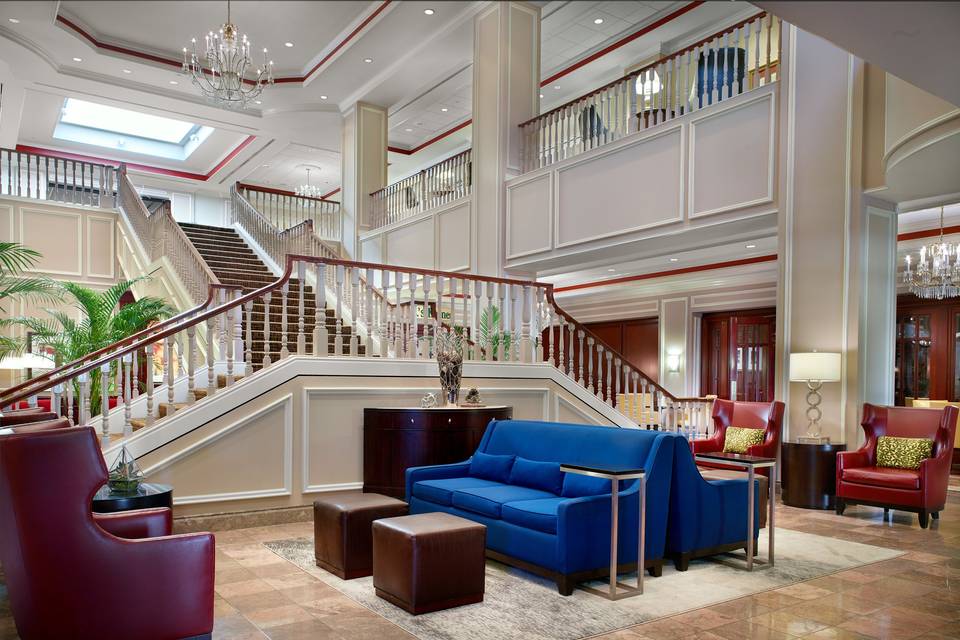 Main lobby/ grand staircase