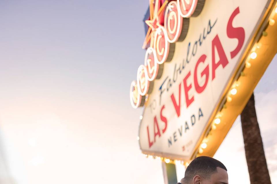 Las Vegas Sign Elopements